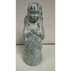 Isabel Bloom Sculpture of an Angel (2001‎ - Retired)